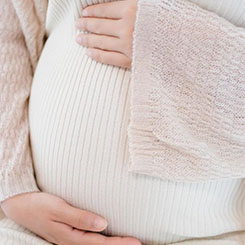 这意味着，🅿变压器不🧭🖌能只是被动的“🙍代孕一般需要多少钱电压转换器📺